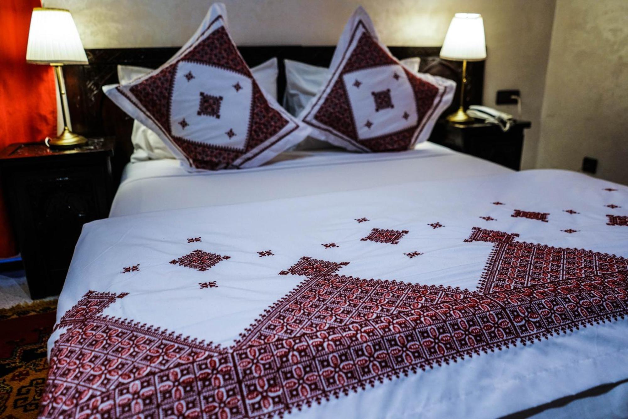 Hotel La Perle Du Sud Ouarzazate Exteriör bild